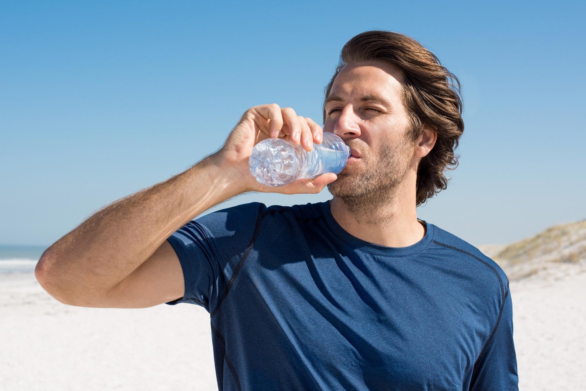 uống đủ nước để đảm bảo sức khỏe